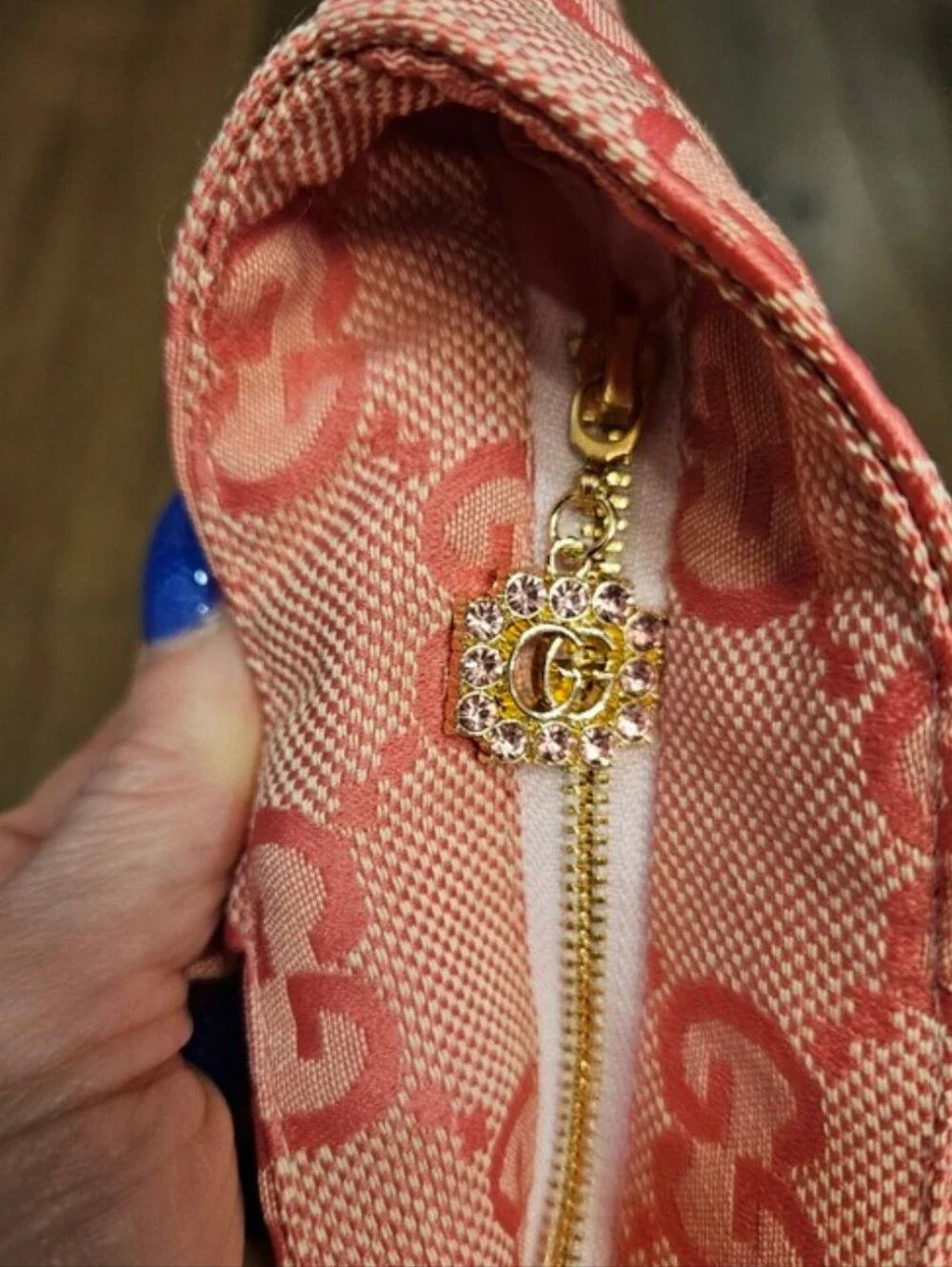 NEW Gucci Beauty Pink GG Tote Pineapple Patch With Charm + Mirror + Décor Set